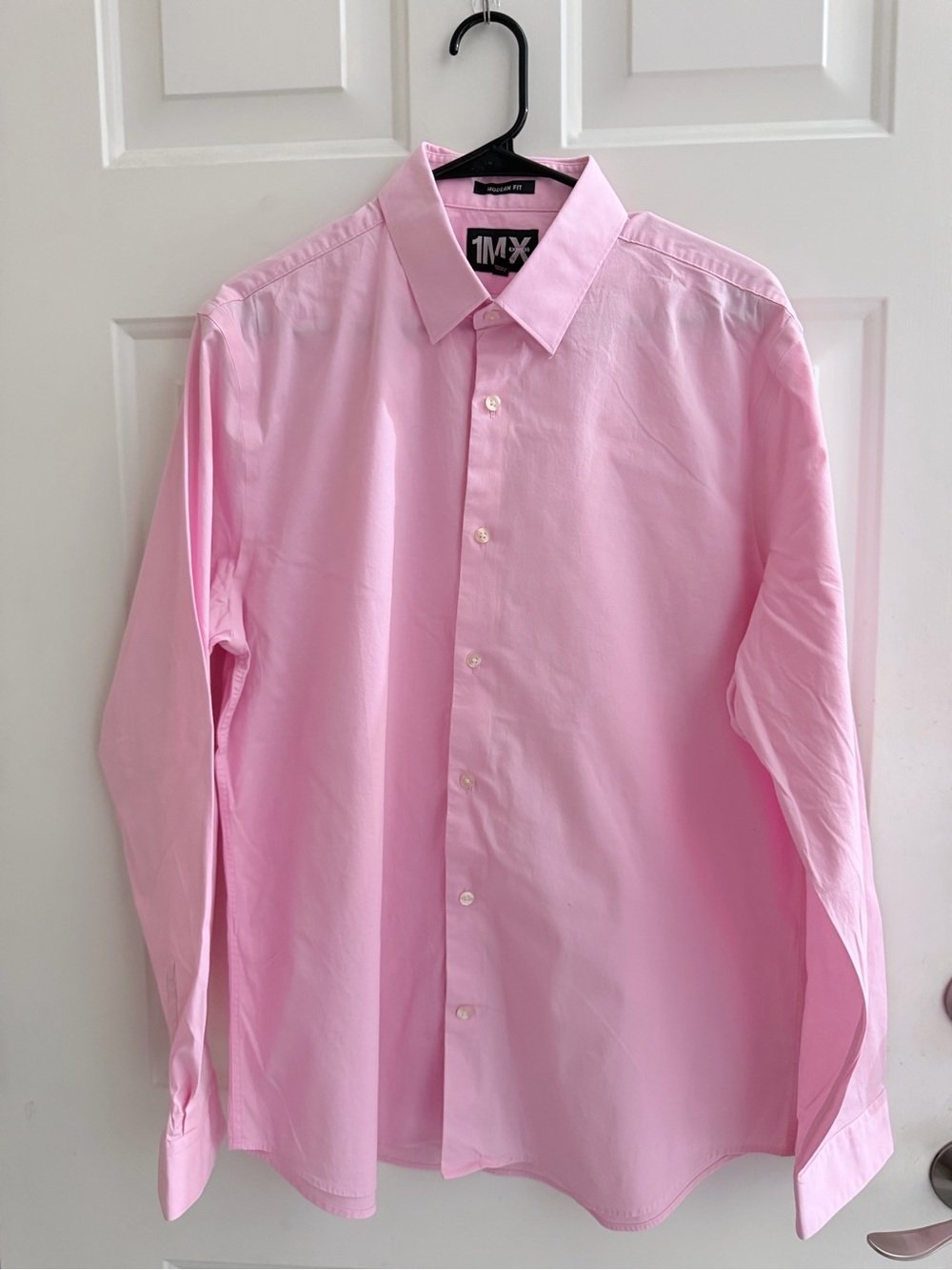 Express Men’s Button-Up Dress Shirt in Light Pink